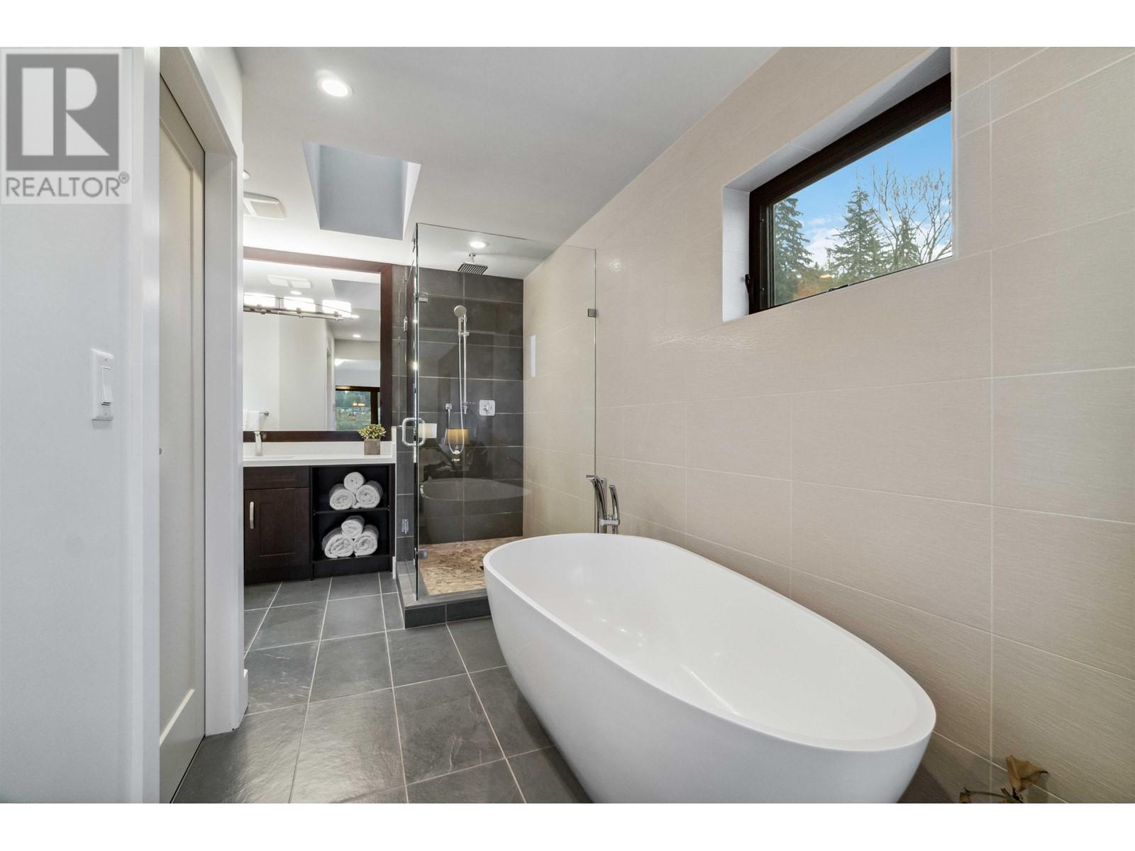 1027 Ioco Road, Port Moody, British Columbia  V3H 2W9 - Photo 25 - R3006886