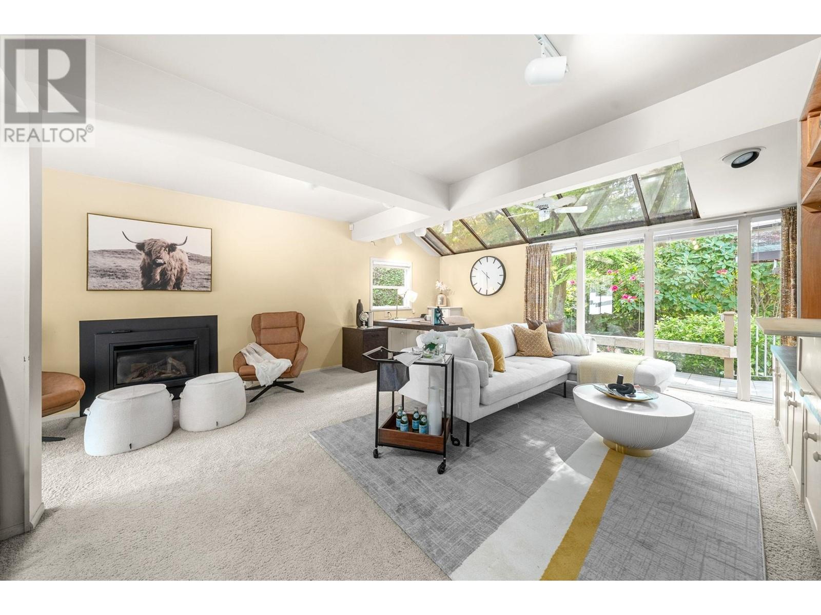 2698 Newmarket Drive, North Vancouver, British Columbia  V7R 2T4 - Photo 5 - R3006923