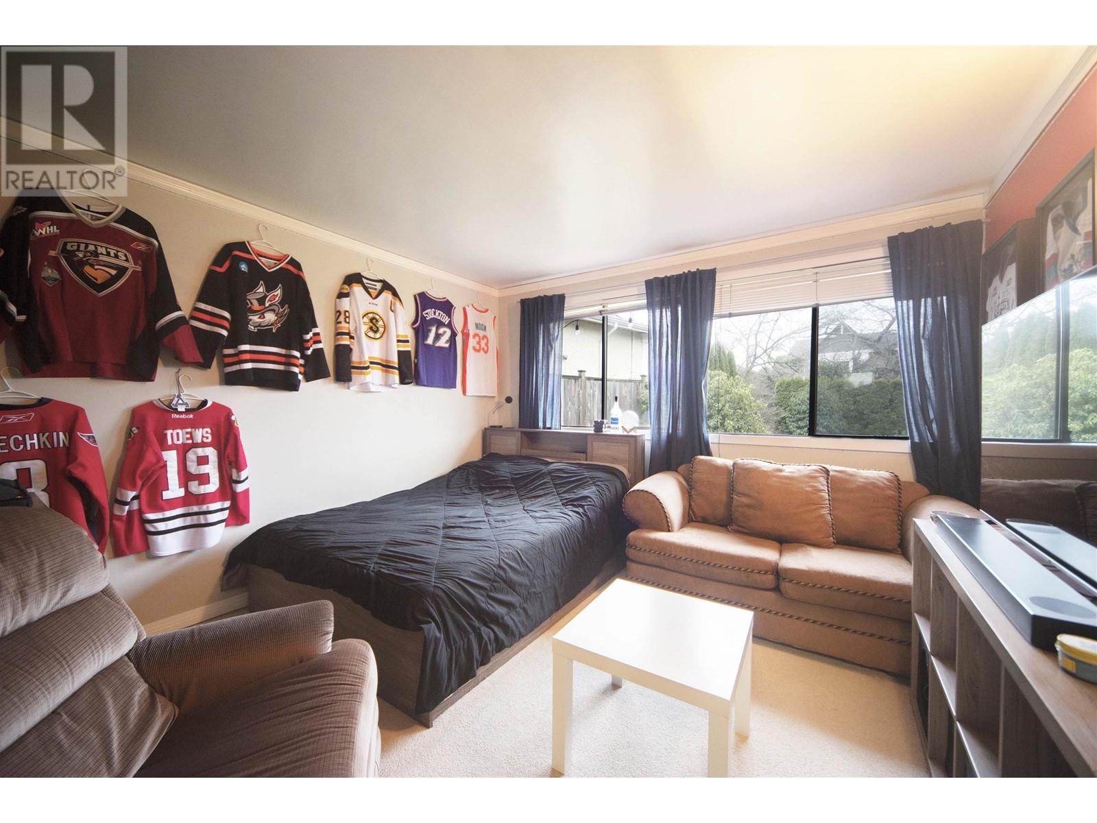 8660 Bairdmore Crescent, Richmond, British Columbia  V7C 1M7 - Photo 18 - R3006993