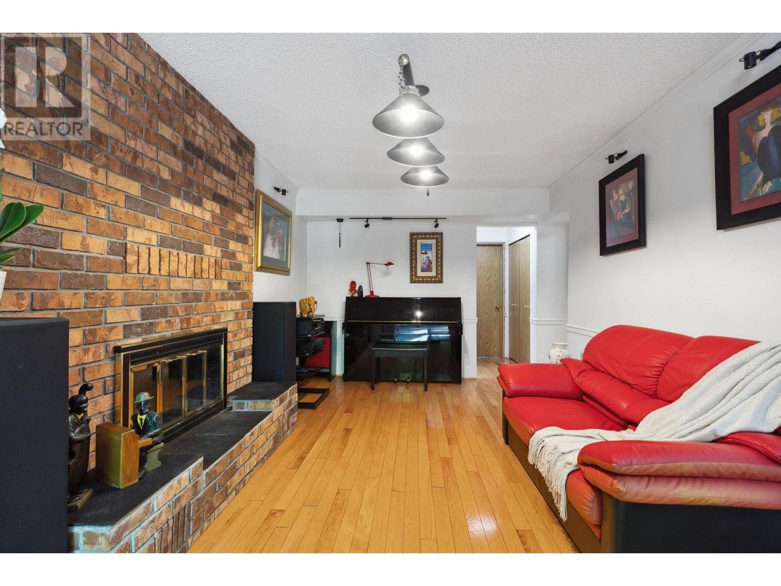 5195 Sapphire Place, Richmond, British Columbia  V7C 4Z9 - Photo 8 - R3007007
