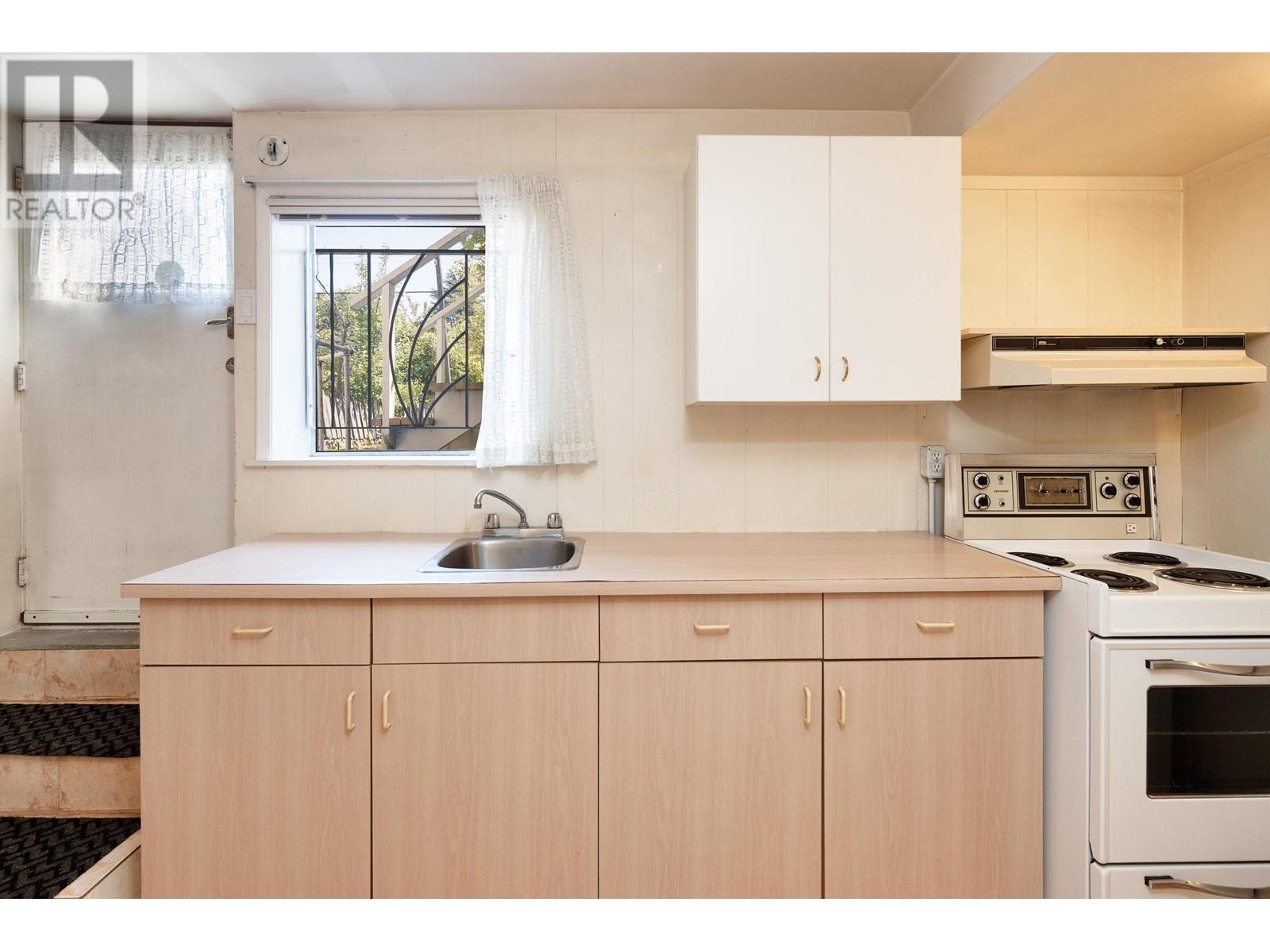 3136 W 11th Avenue, Vancouver, British Columbia  V6K 2M7 - Photo 18 - R3007033