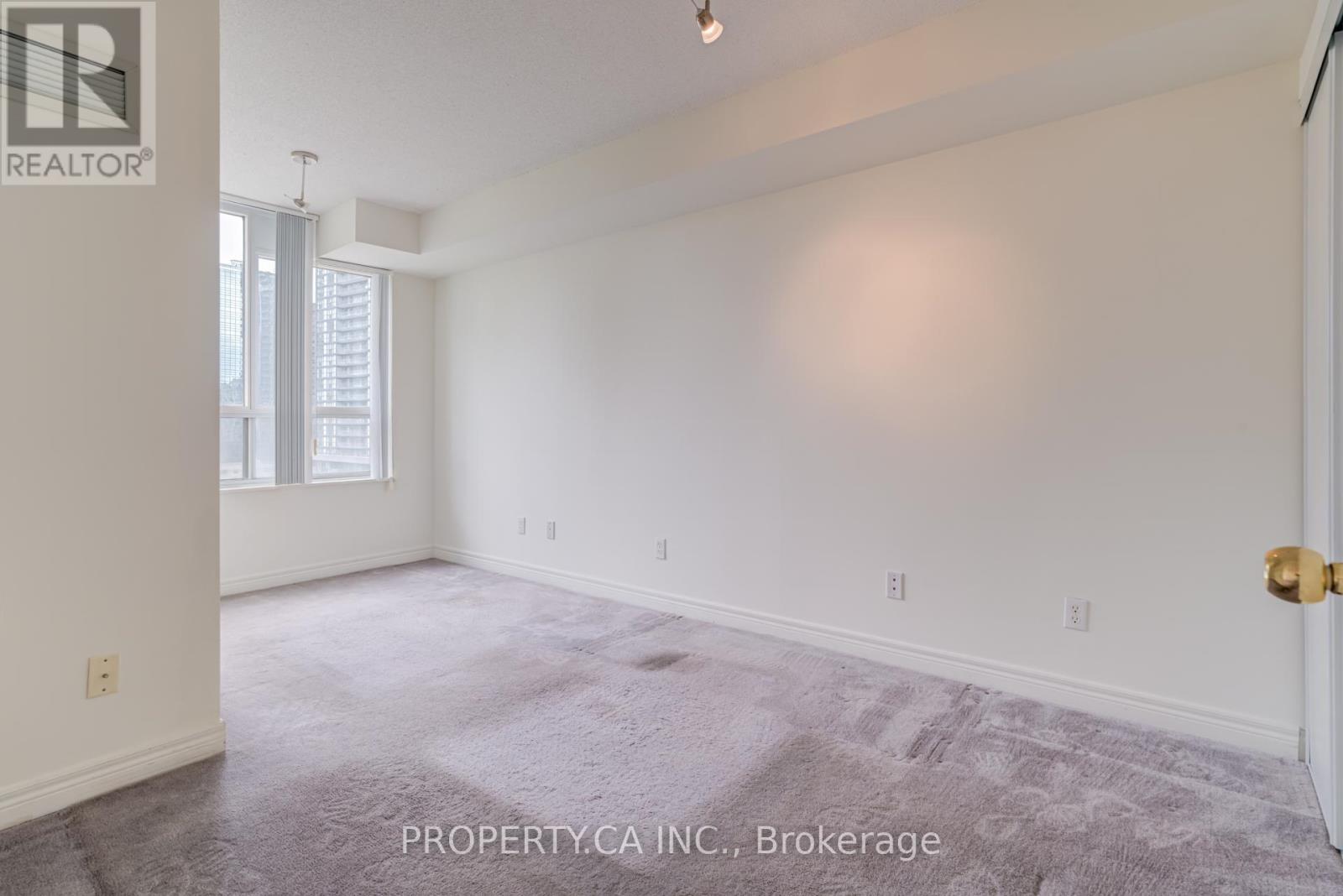 1008 - 18 Parkview Avenue, Toronto, Ontario  M2N 7H7 - Photo 22 - C12150031