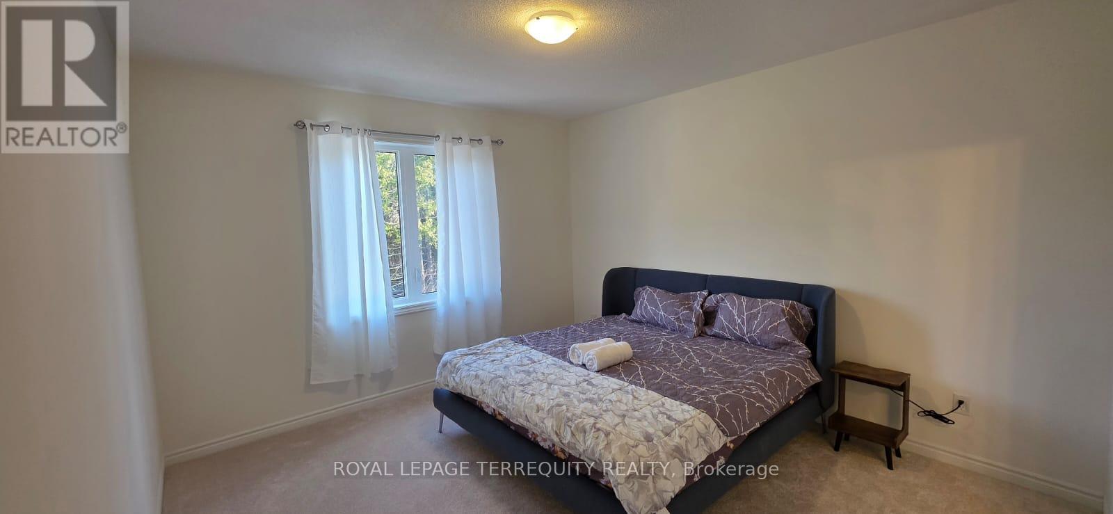 37 Hillcroft Way, Kawartha Lakes, Ontario  K0M 1A0 - Photo 24 - X12152429
