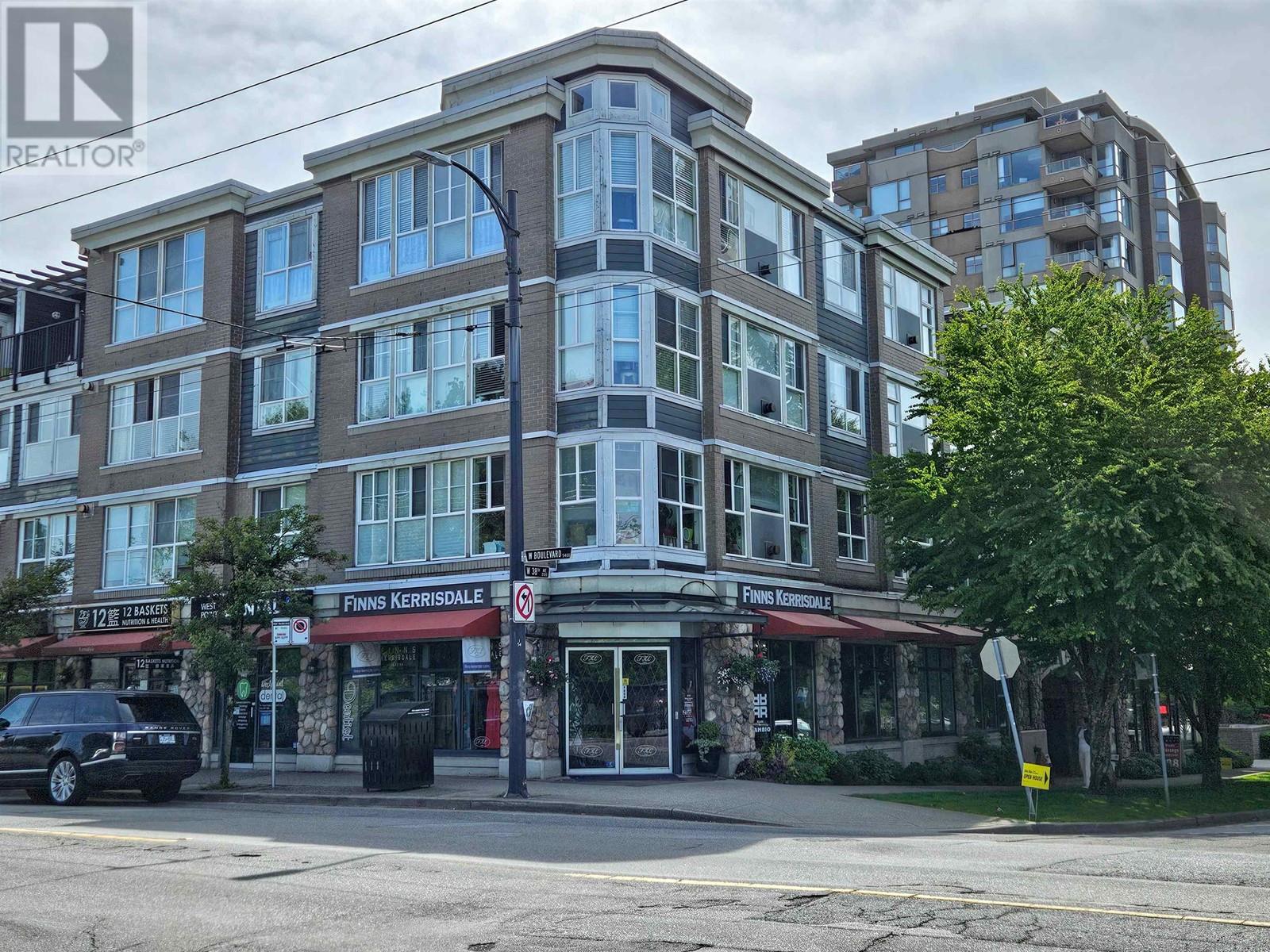 205 2102 W 38TH AVENUE, Vancouver, British Columbia