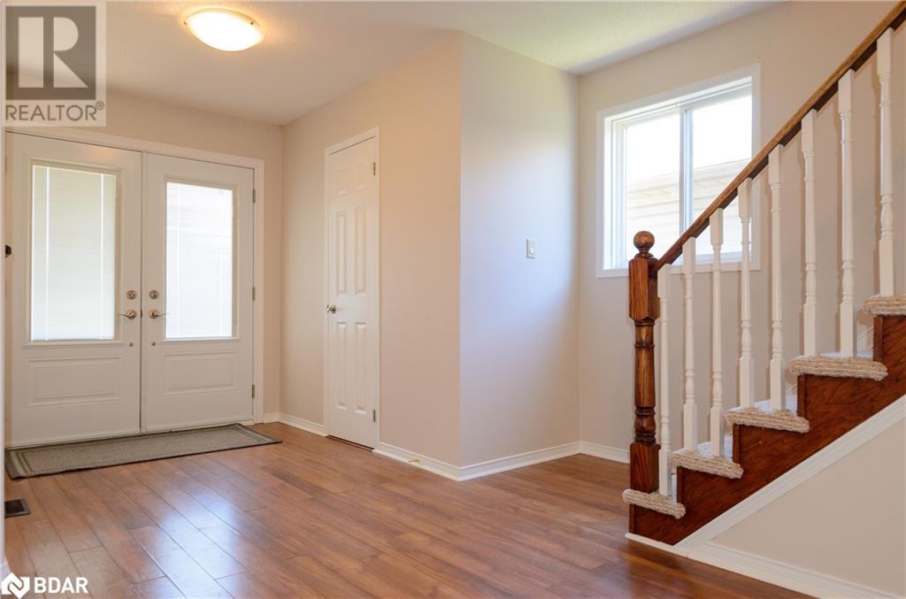 132 Hanmer Street E, Barrie, Ontario  L4M 6V9 - Photo 3 - 40733340