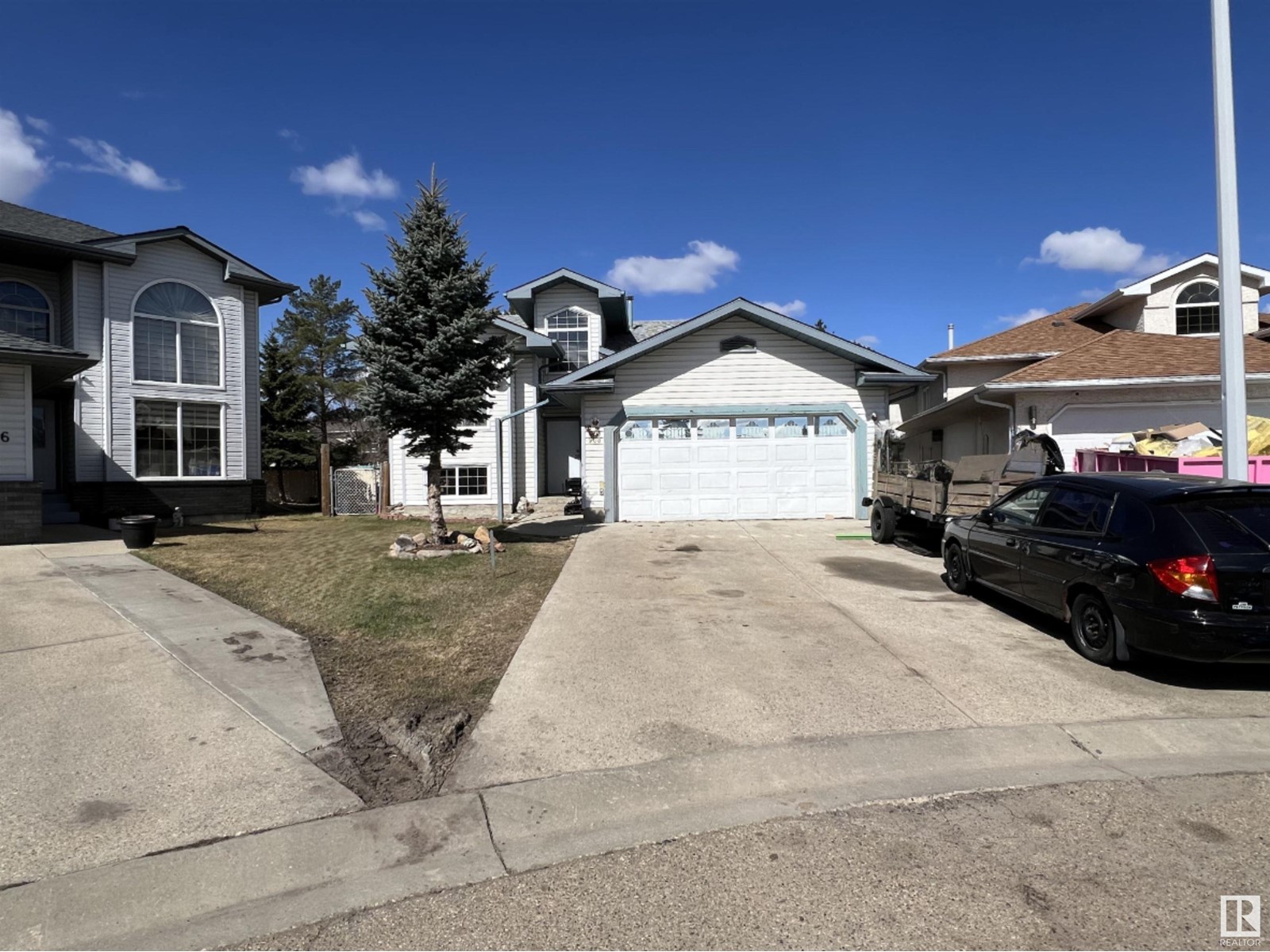 Property at 908 JORDAN CR NW image 1
