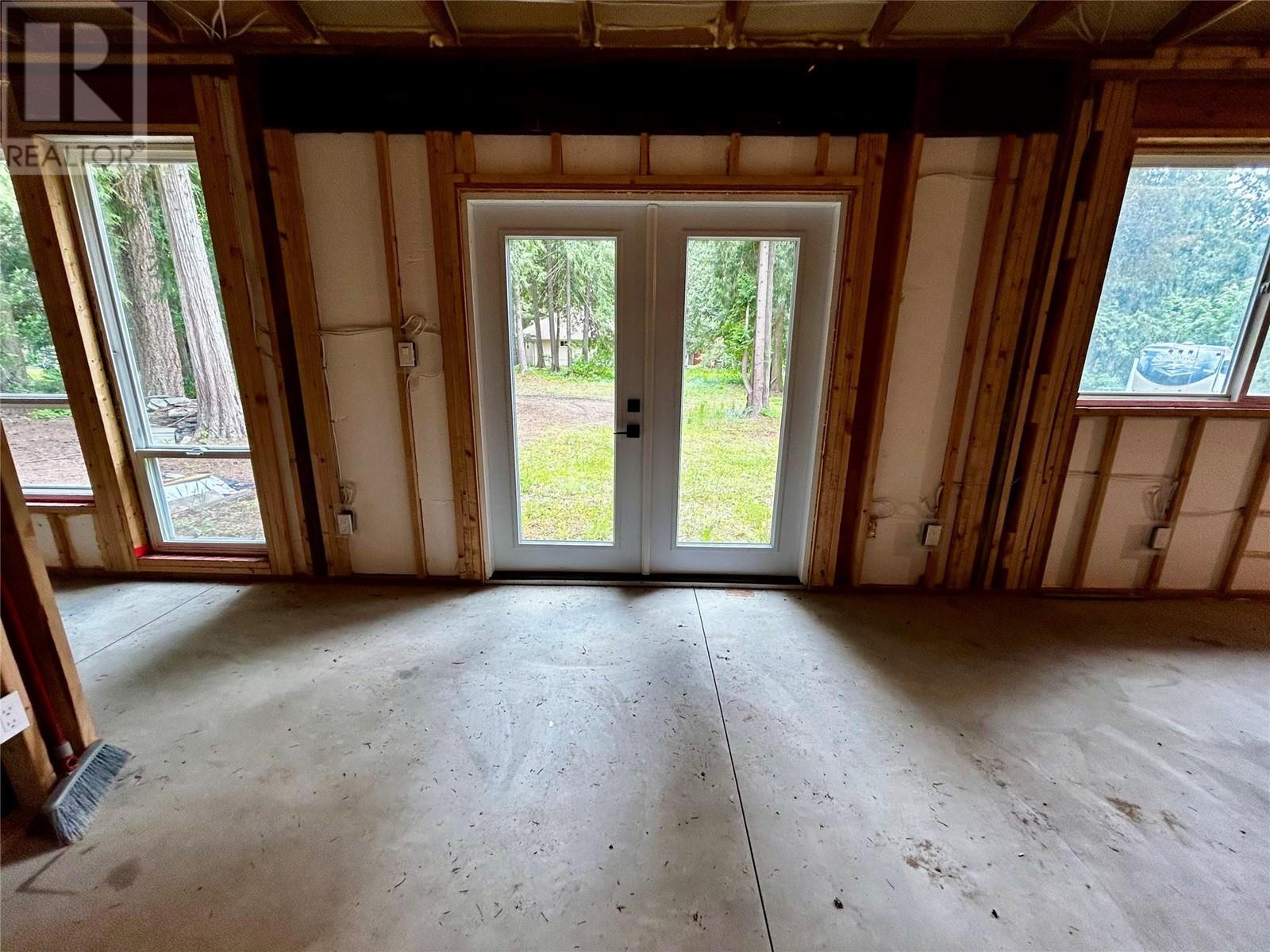 650 Swansea Point Road, Swansea Point, BC V0E2K2