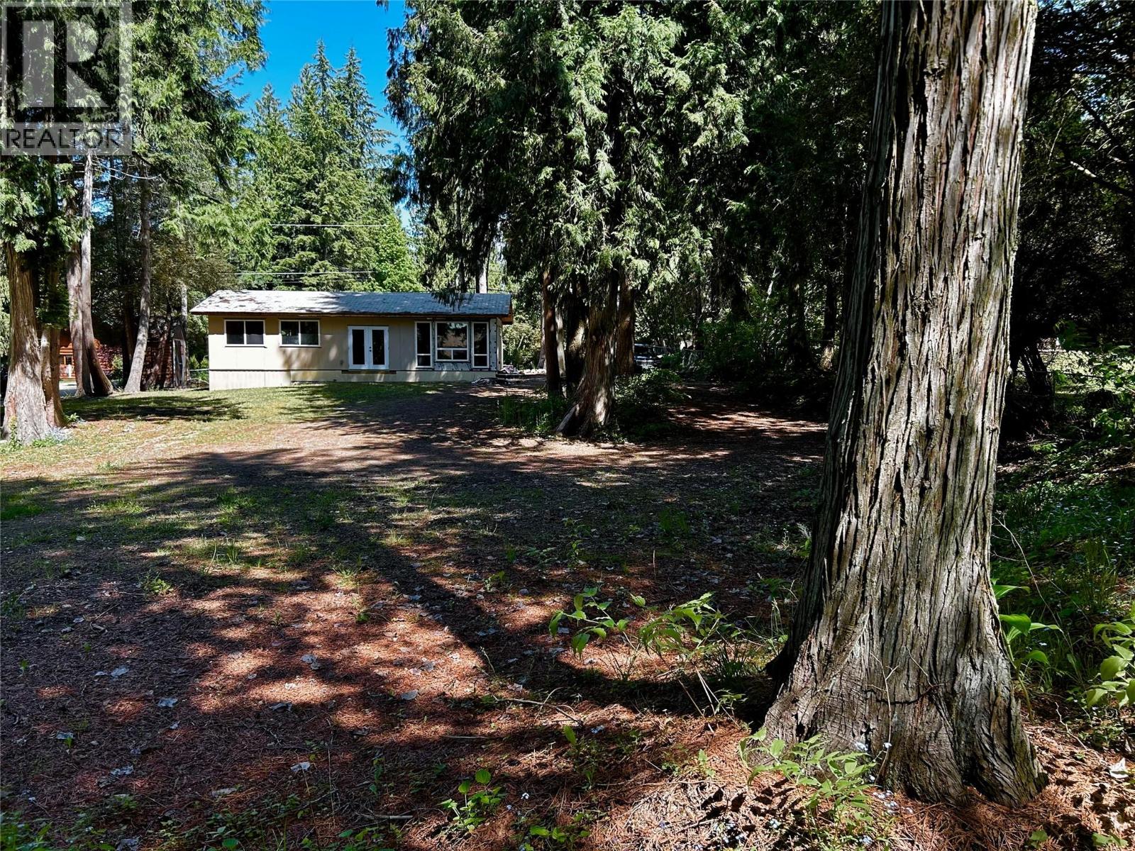 650 Swansea Point Road, swansea point, British Columbia