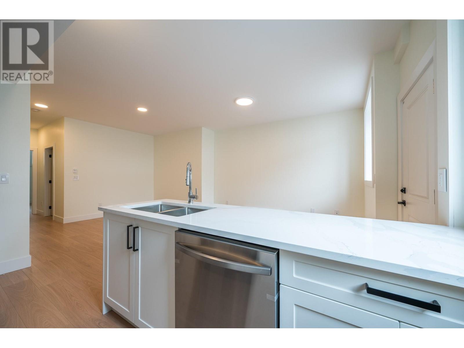 1725 Balsam Place, Kamloops, British Columbia  V2E 0E2 - Photo 34 - 10349402