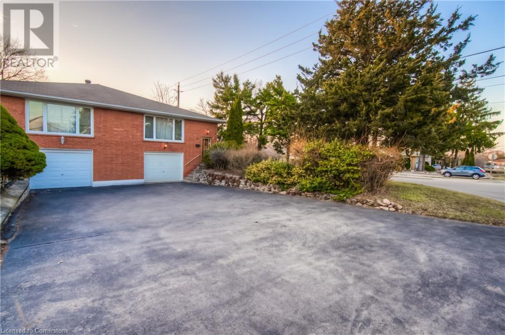 47 CHESTER Road, Stoney Creek, Ontario