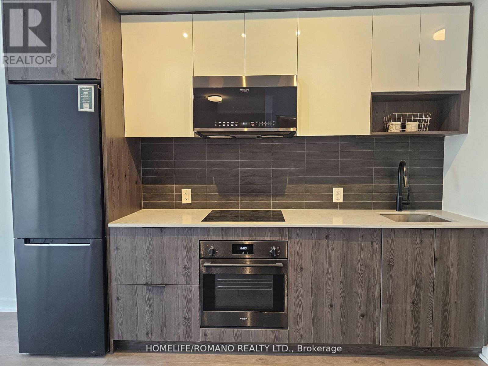 310 - 5 Defries Street, Toronto, Ontario  M5A 0W7 - Photo 4 - C12173998