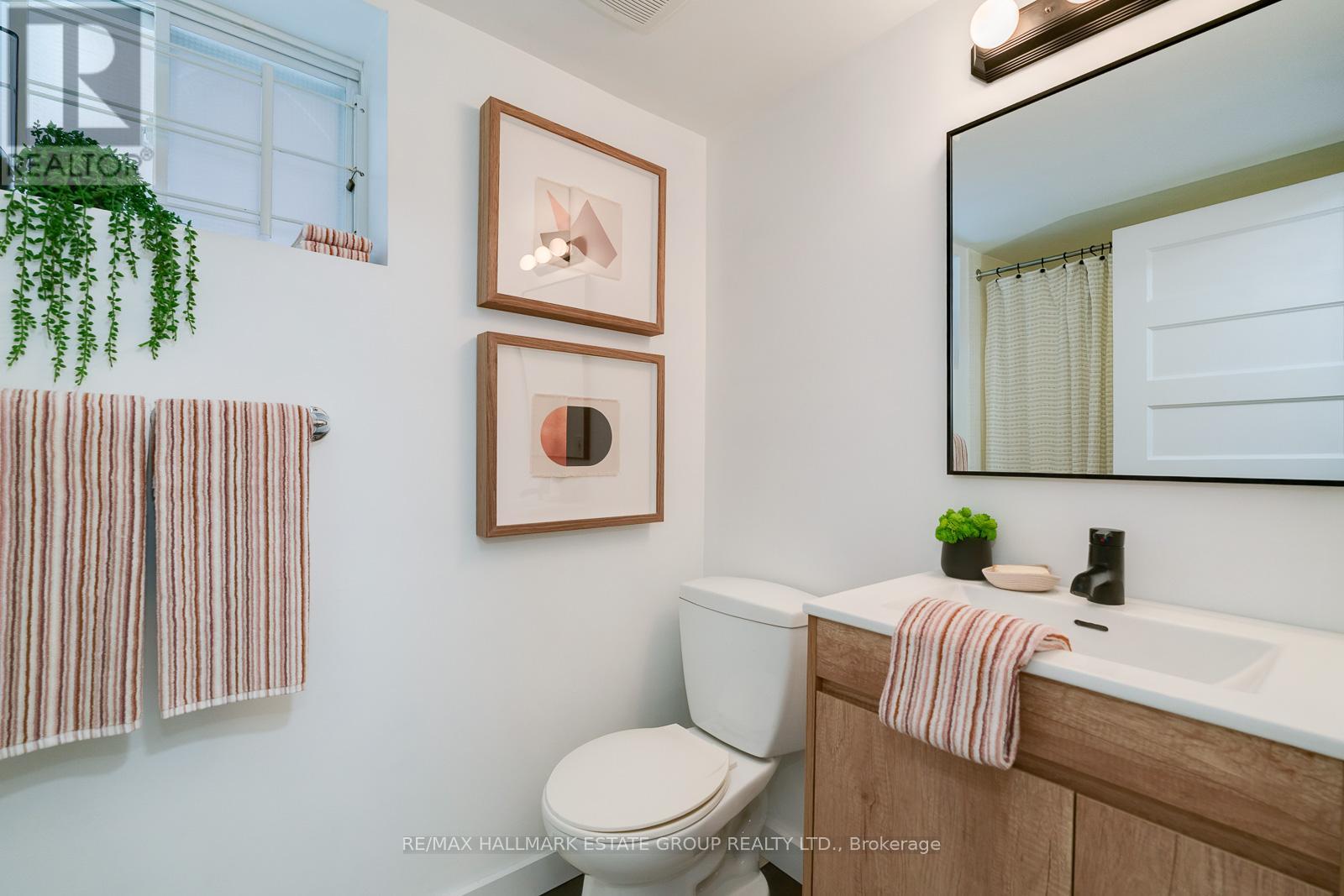 176 Golfview Avenue, Toronto, Ontario  M4E 2K5 - Photo 34 - E12173994