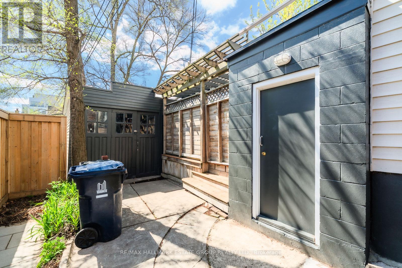 176 Golfview Avenue, Toronto, Ontario  M4E 2K5 - Photo 47 - E12173994