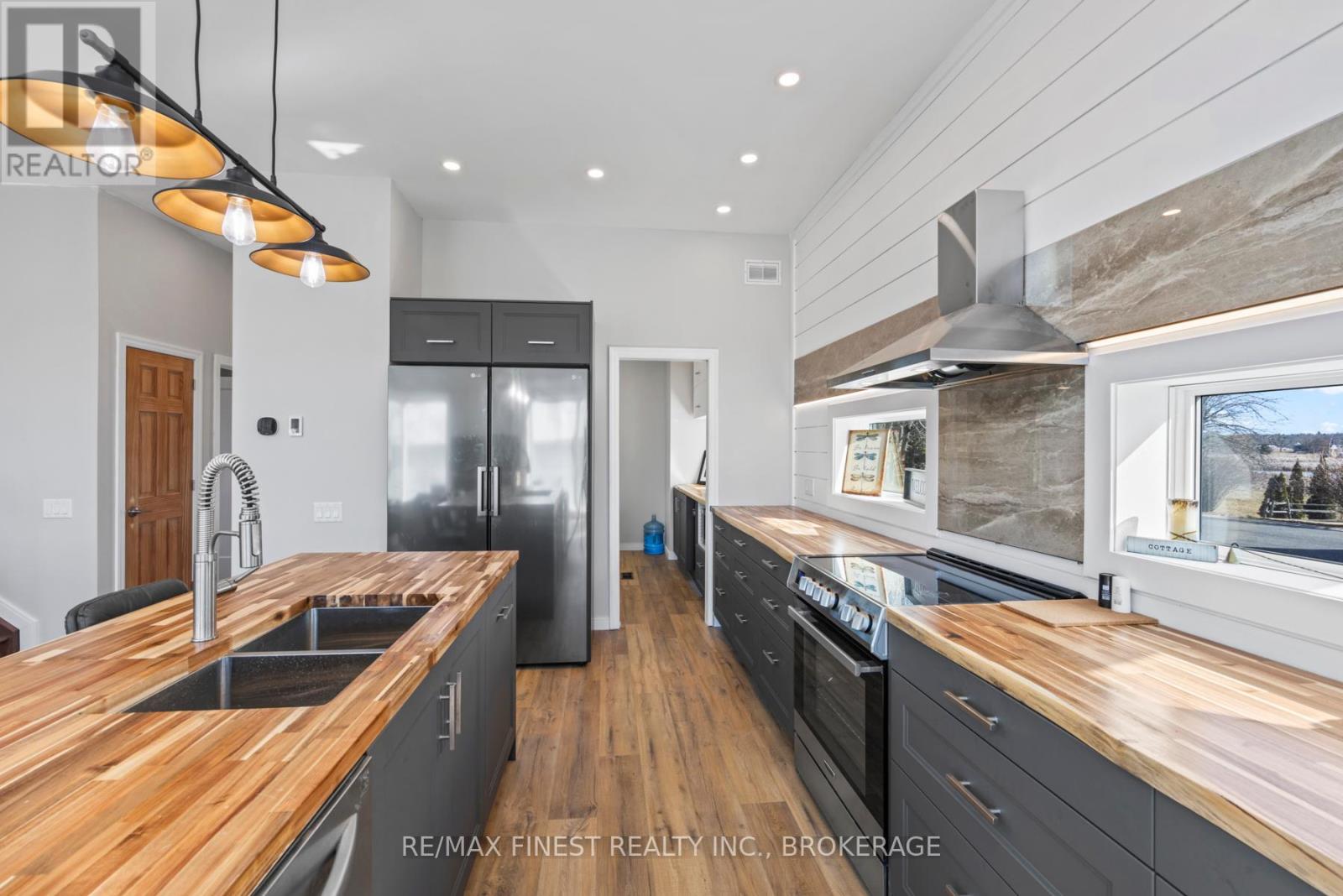 113 Willowbank Road E, Gananoque, Ontario  K7G 2V5 - Photo 14 - X12174172
