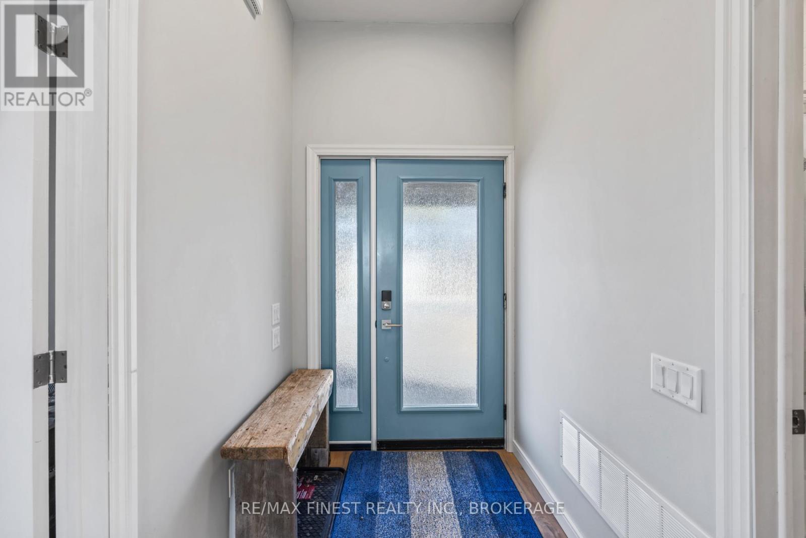 113 Willowbank Road E, Gananoque, Ontario  K7G 2V5 - Photo 6 - X12174172