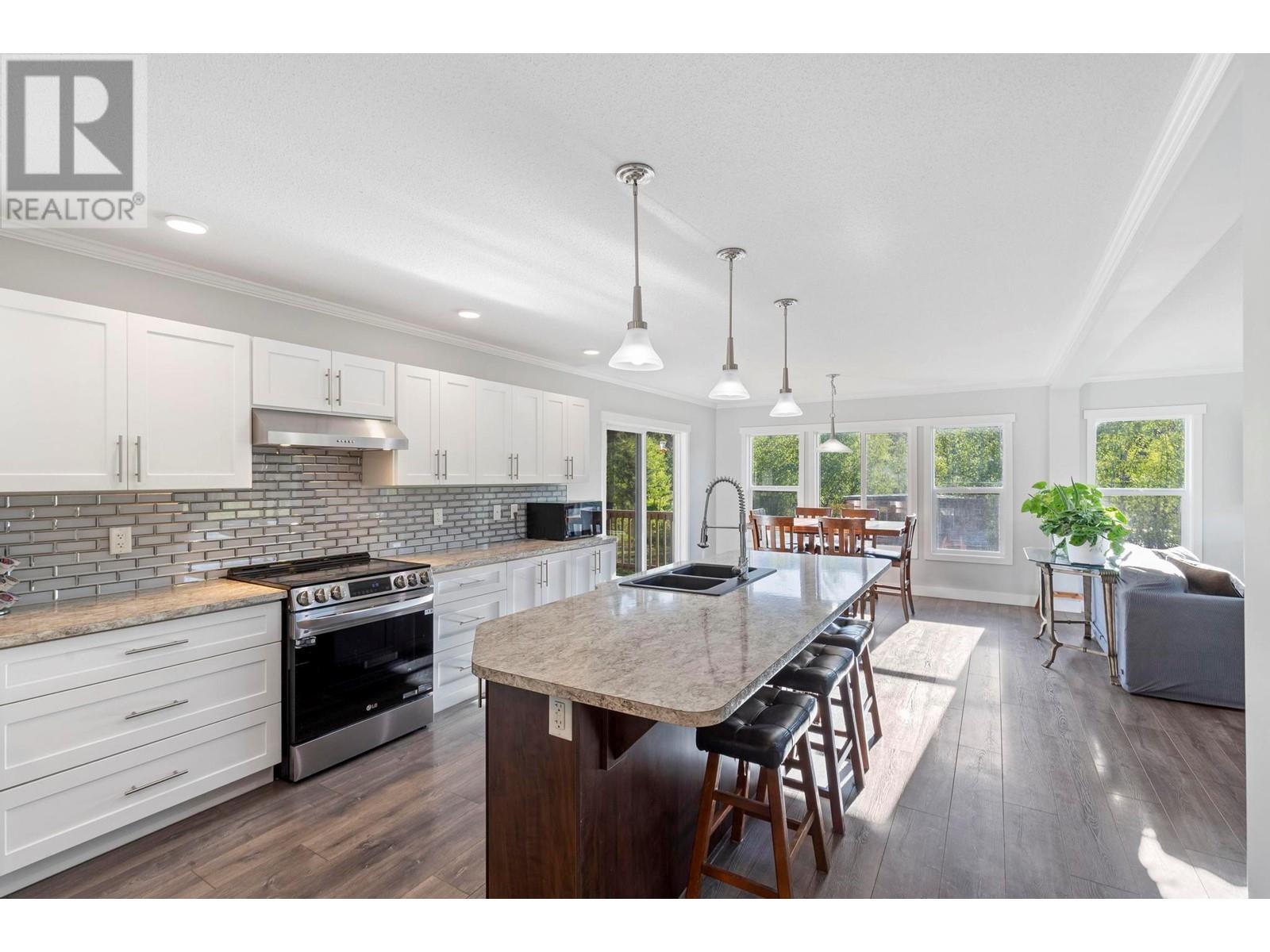 Property at 3530 Carre Road image 5