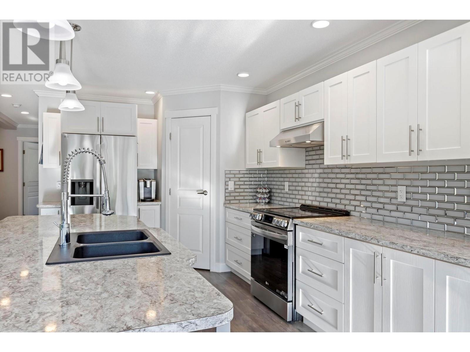 Property at 3530 Carre Road image 4