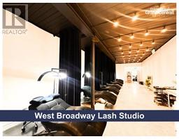 3261 W BROADWAY, Vancouver, British Columbia