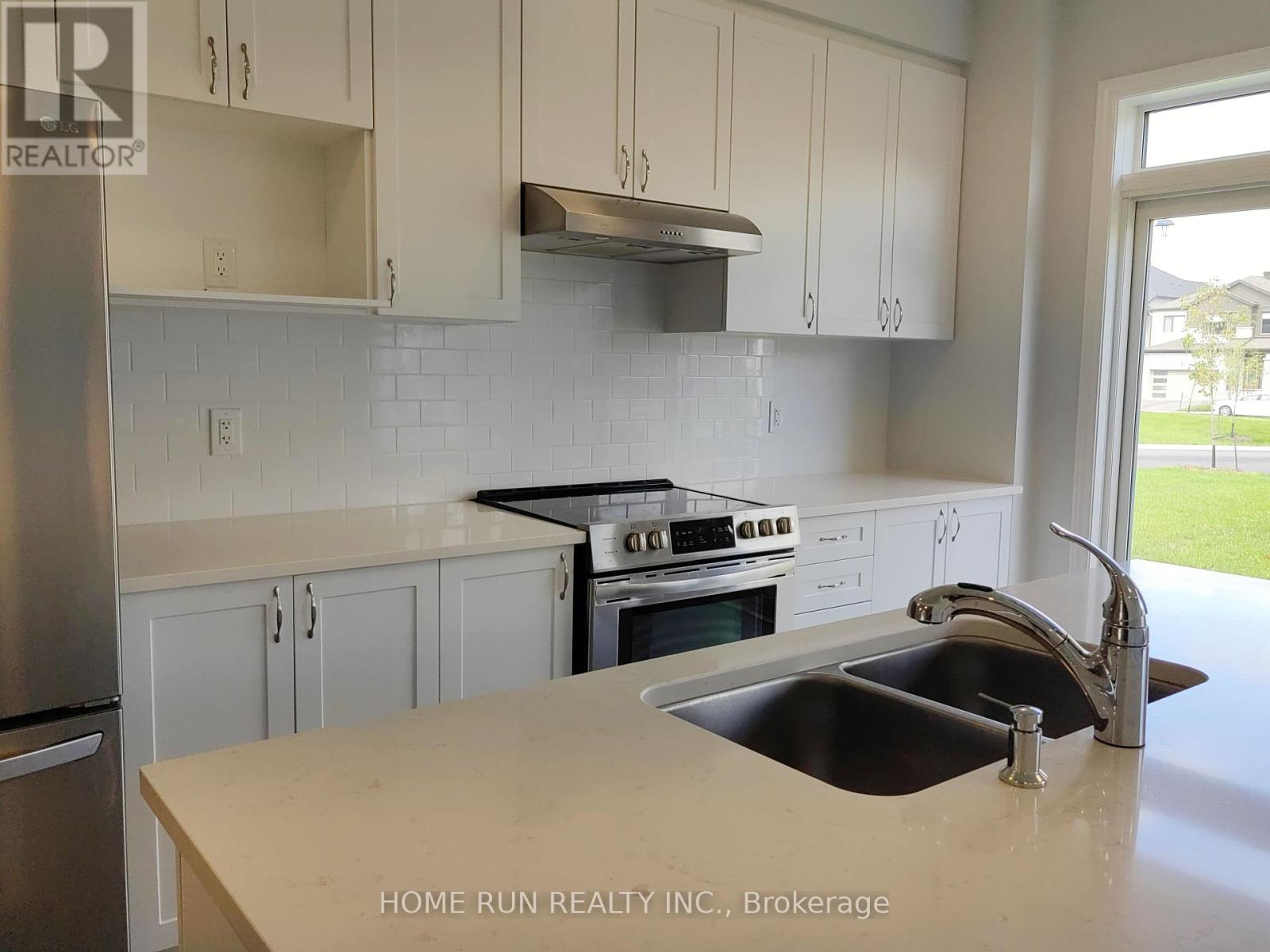 58 Lentago Avenue, Ottawa, Ontario  K2J 7A1 - Photo 14 - X12174085