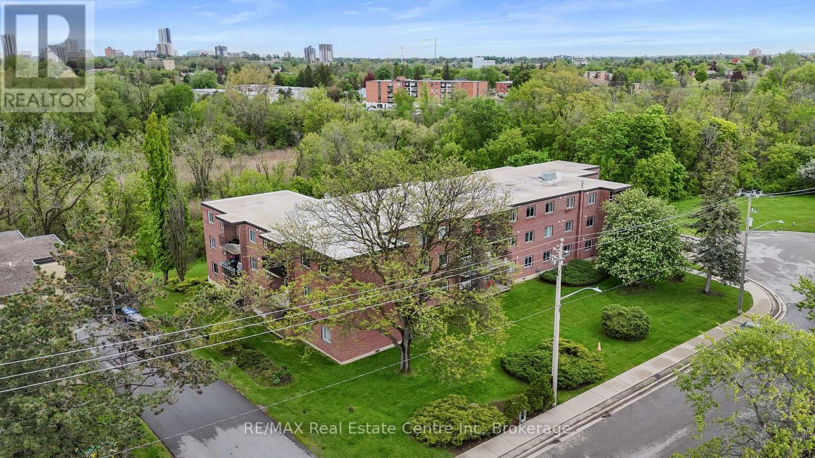 305 - 4 Avalon Place, Kitchener, Ontario  N2M 4N6 - Photo 2 - X12174113
