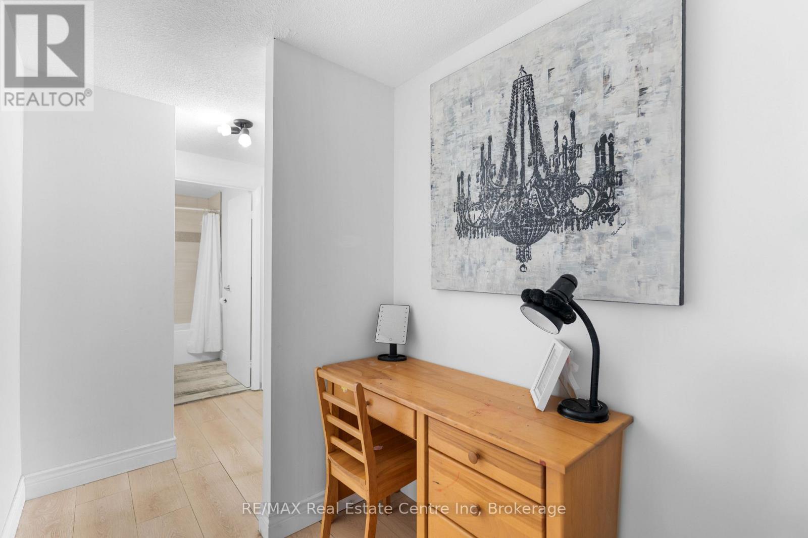 305 - 4 Avalon Place, Kitchener, Ontario  N2M 4N6 - Photo 21 - X12174113