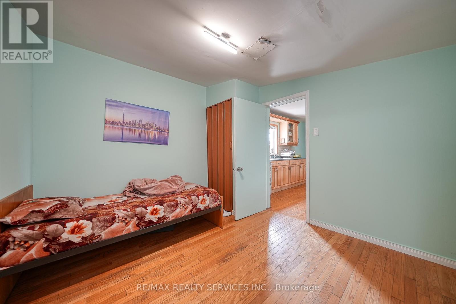 24 Norlan Avenue, London East, Ontario  N5W 5P1 - Photo 20 - X12174036