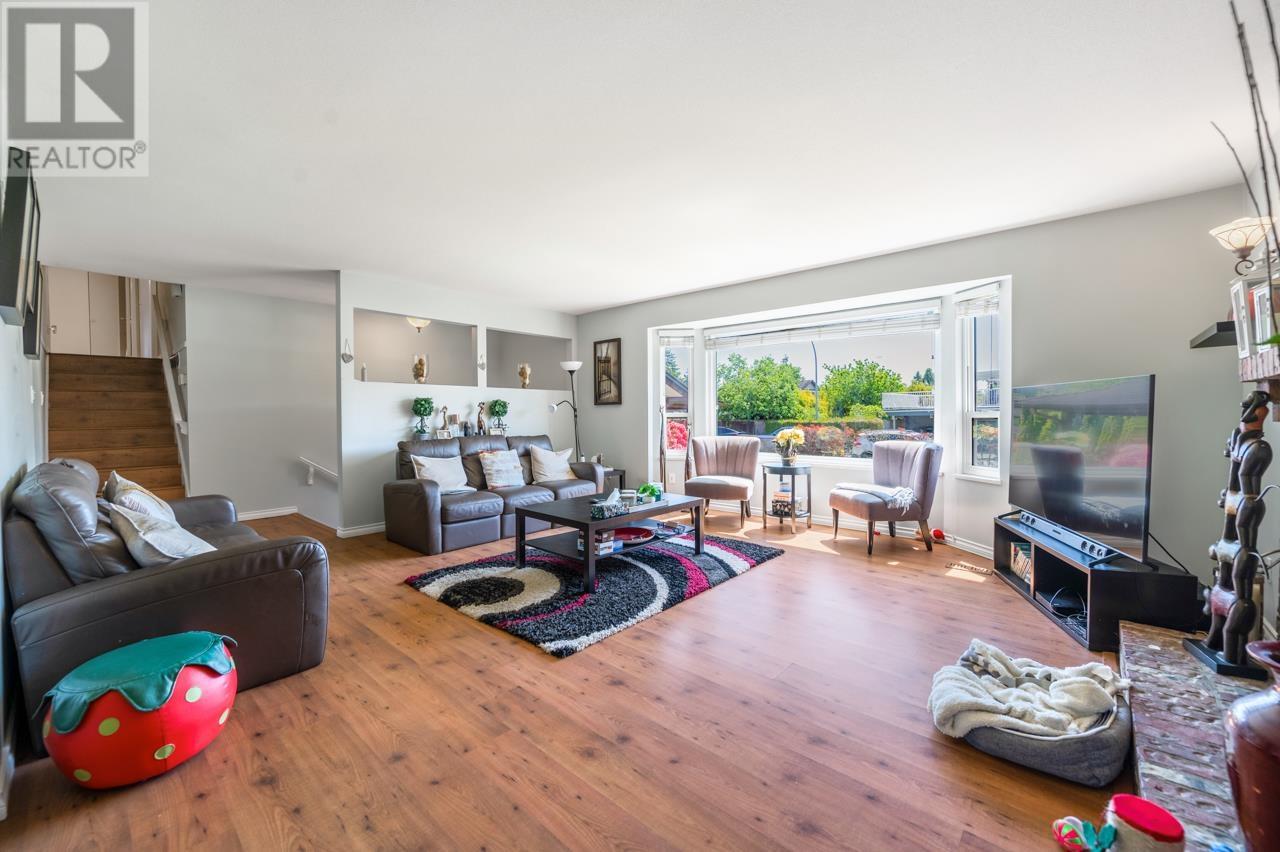 9891 Swansea Drive, Richmond, British Columbia  V7A 1N5 - Photo 3 - R3006732