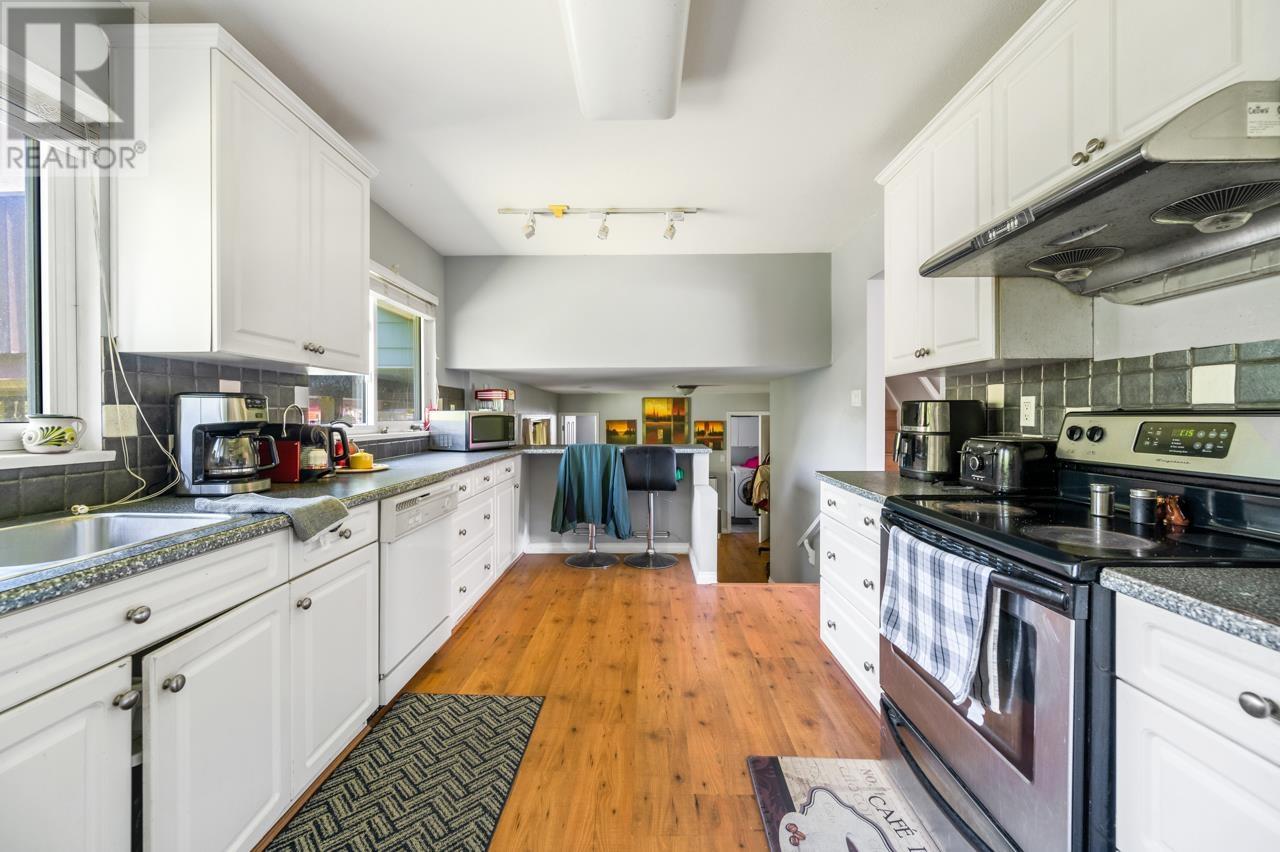 9891 Swansea Drive, Richmond, British Columbia  V7A 1N5 - Photo 7 - R3006732