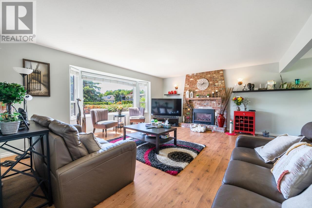 9891 Swansea Drive, Richmond, British Columbia  V7A 1N5 - Photo 2 - R3006732