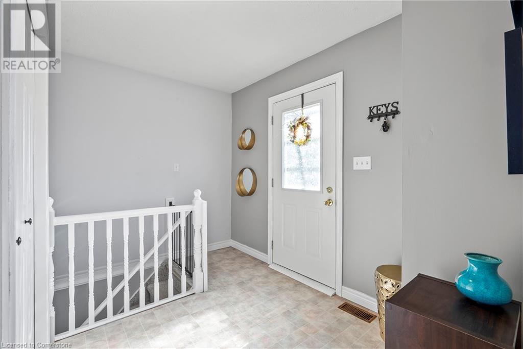 707 Reserve Avenue S, Listowel, Ontario  N4W 2L3 - Photo 5 - 40733397