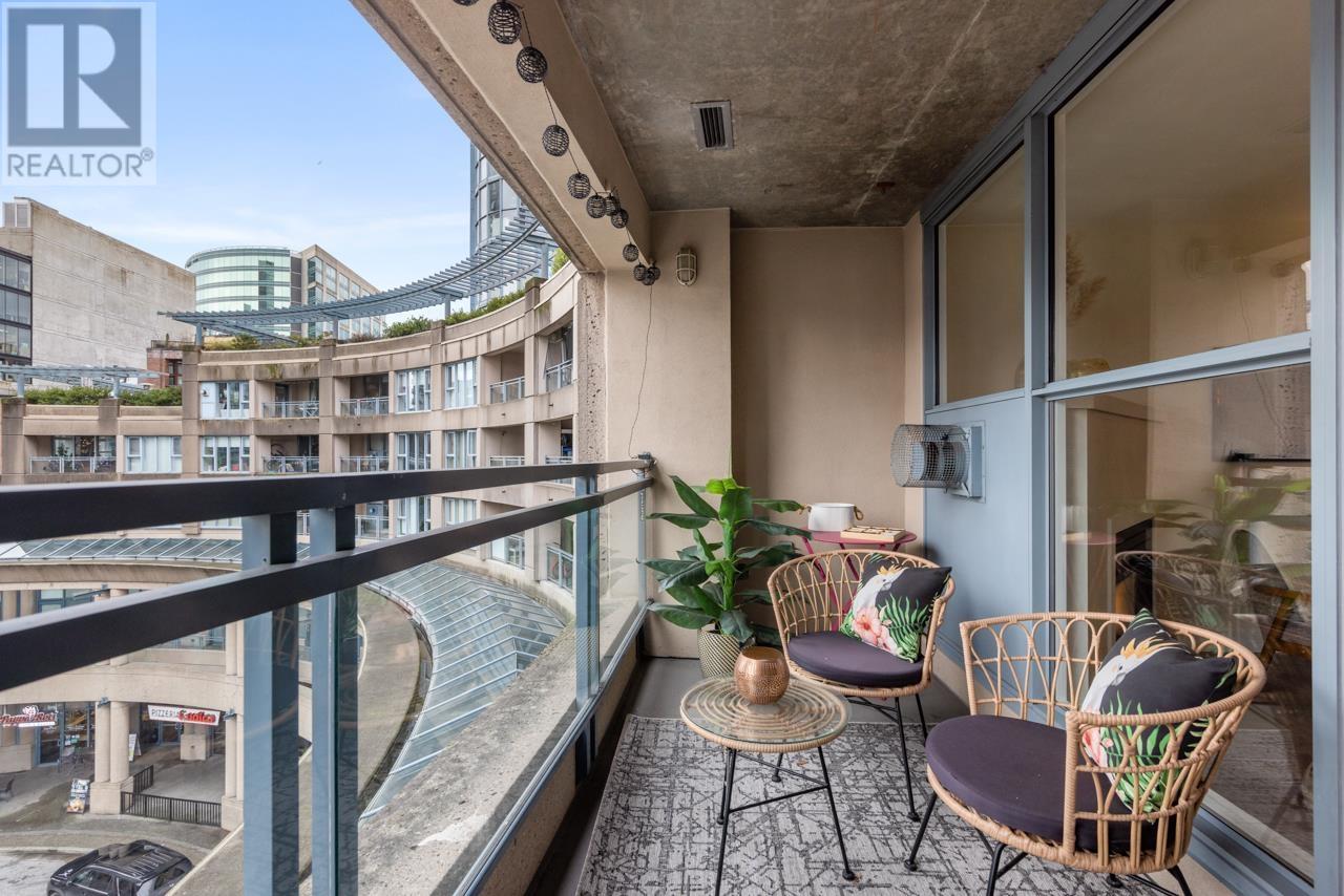 Listing Picture 27 of 34 : 407 183 KEEFER PLACE, Vancouver / 溫哥華 - 魯藝地產 Yvonne Lu Group - MLS Medallion Club Member