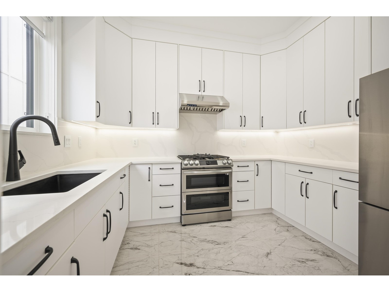 10116 172a Street, Surrey, British Columbia V4N 4H6 - Photo 9 - R3007067