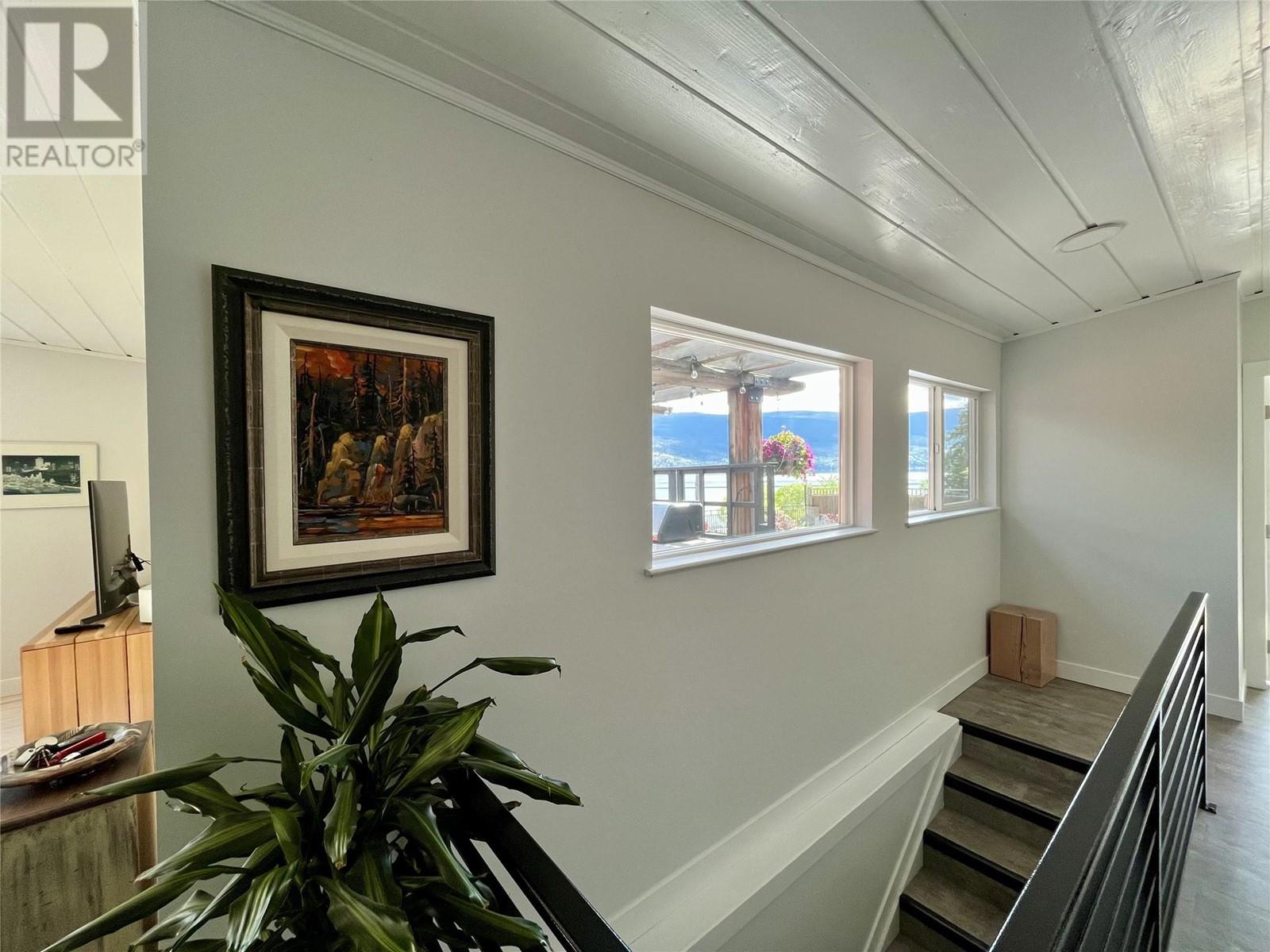 15415 Pohlman Avenue, Summerland, BC V0H1Z6