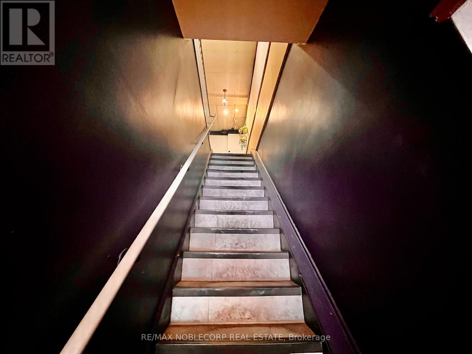 656 Spadina Avenue, Toronto, Ontario  M5S 2H7 - Photo 11 - C12174038