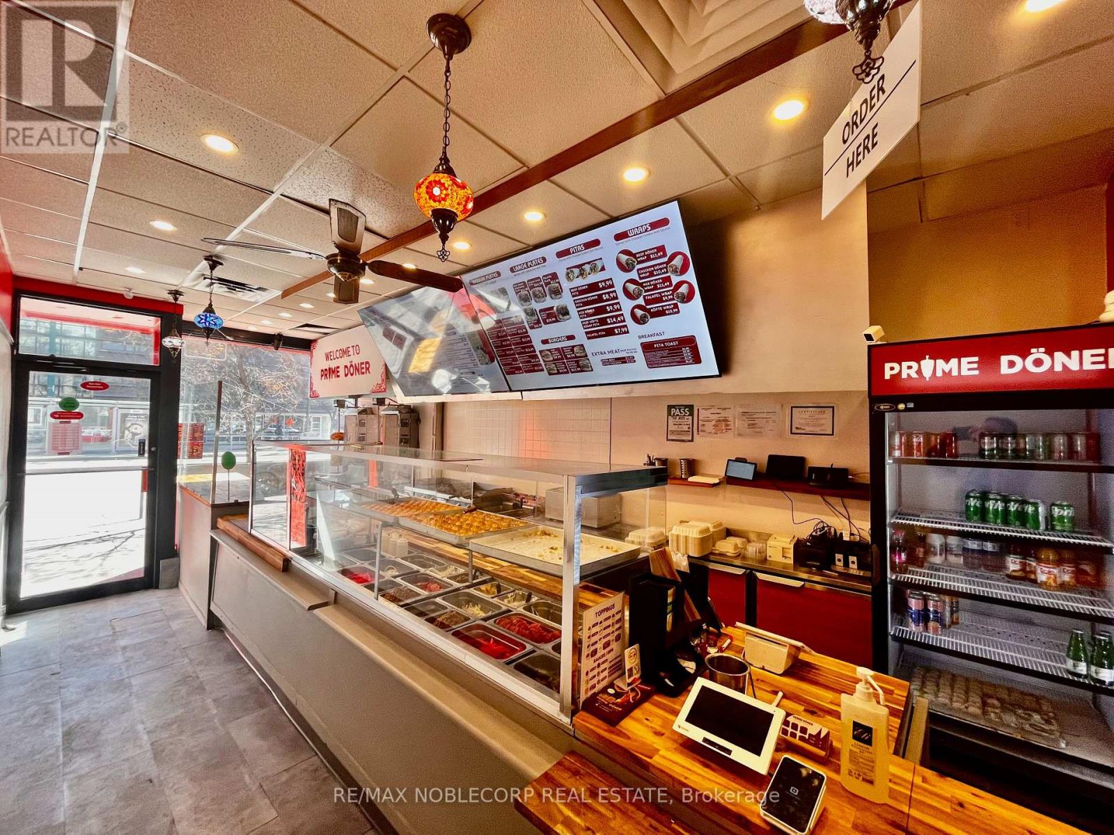 656 Spadina Avenue, Toronto, Ontario  M5S 2H7 - Photo 4 - C12174038