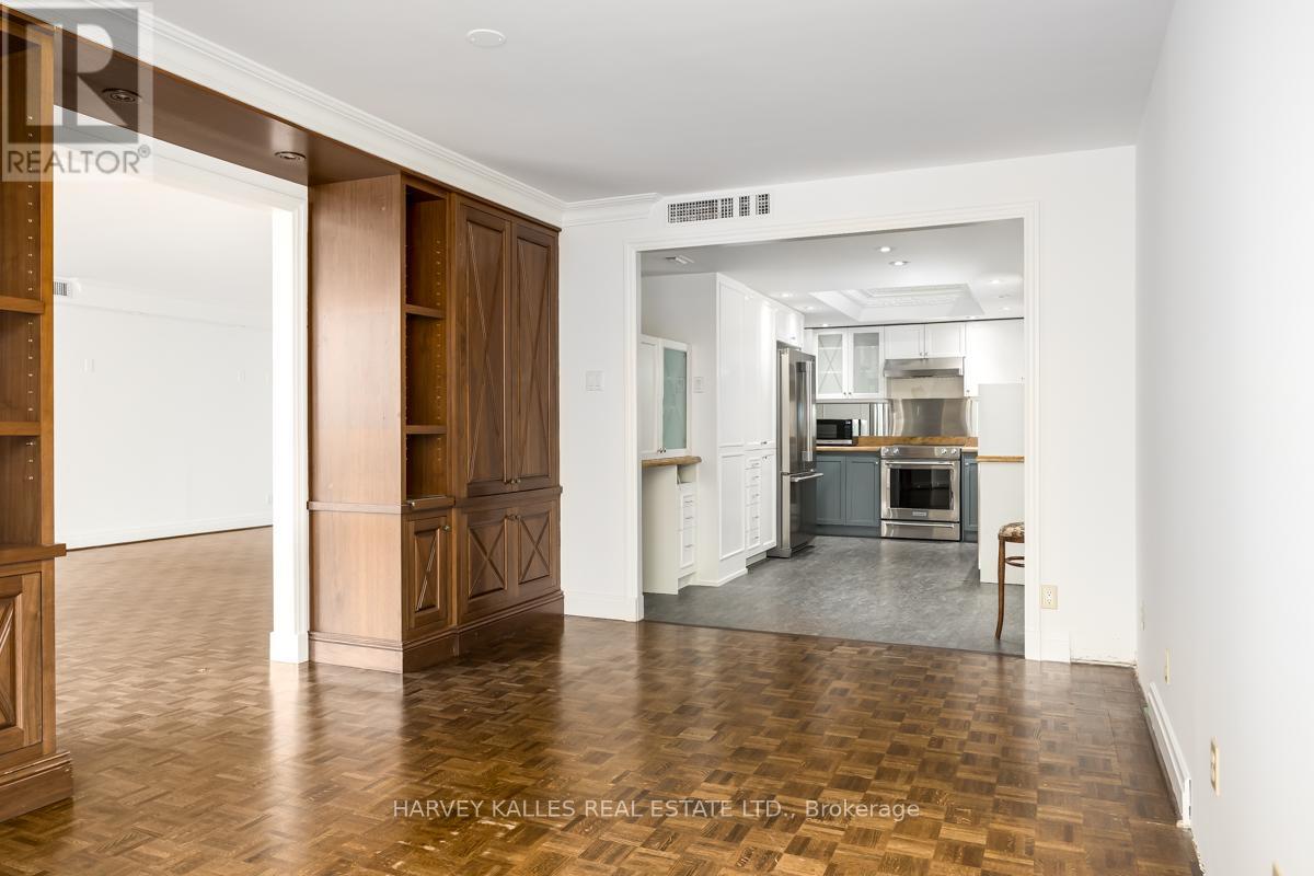 2103 - 1166 Bay Street, Toronto, Ontario  M5S 2X8 - Photo 9 - C12174047
