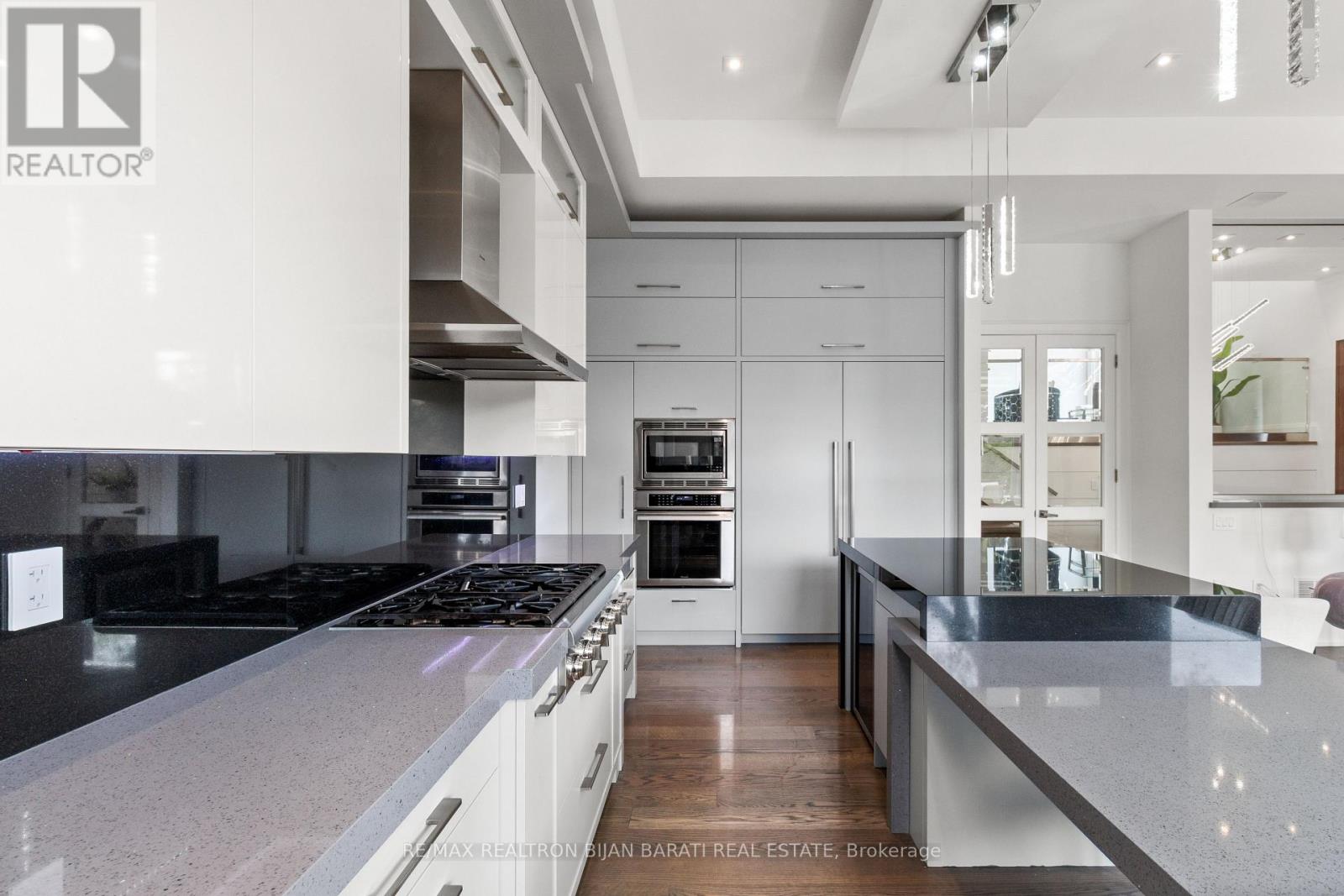 217 Hillcrest Avenue, Toronto, Ontario  M2N 3P3 - Photo 11 - C12174049