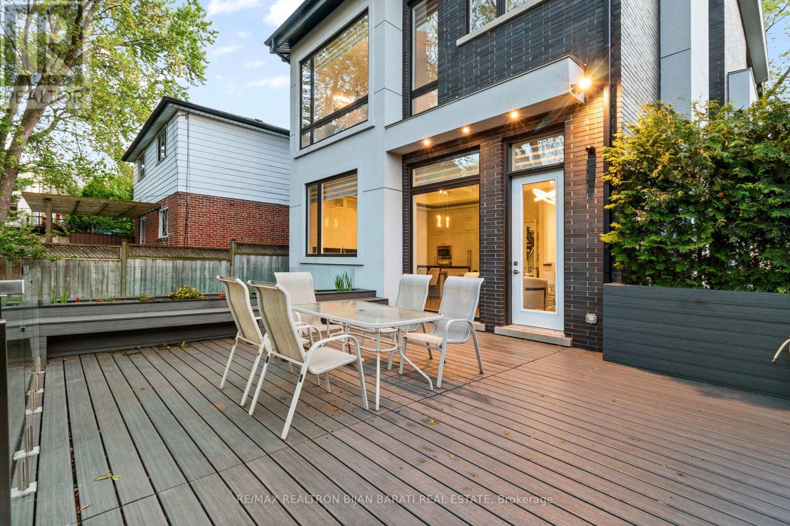 217 Hillcrest Avenue, Toronto, Ontario  M2N 3P3 - Photo 45 - C12174049