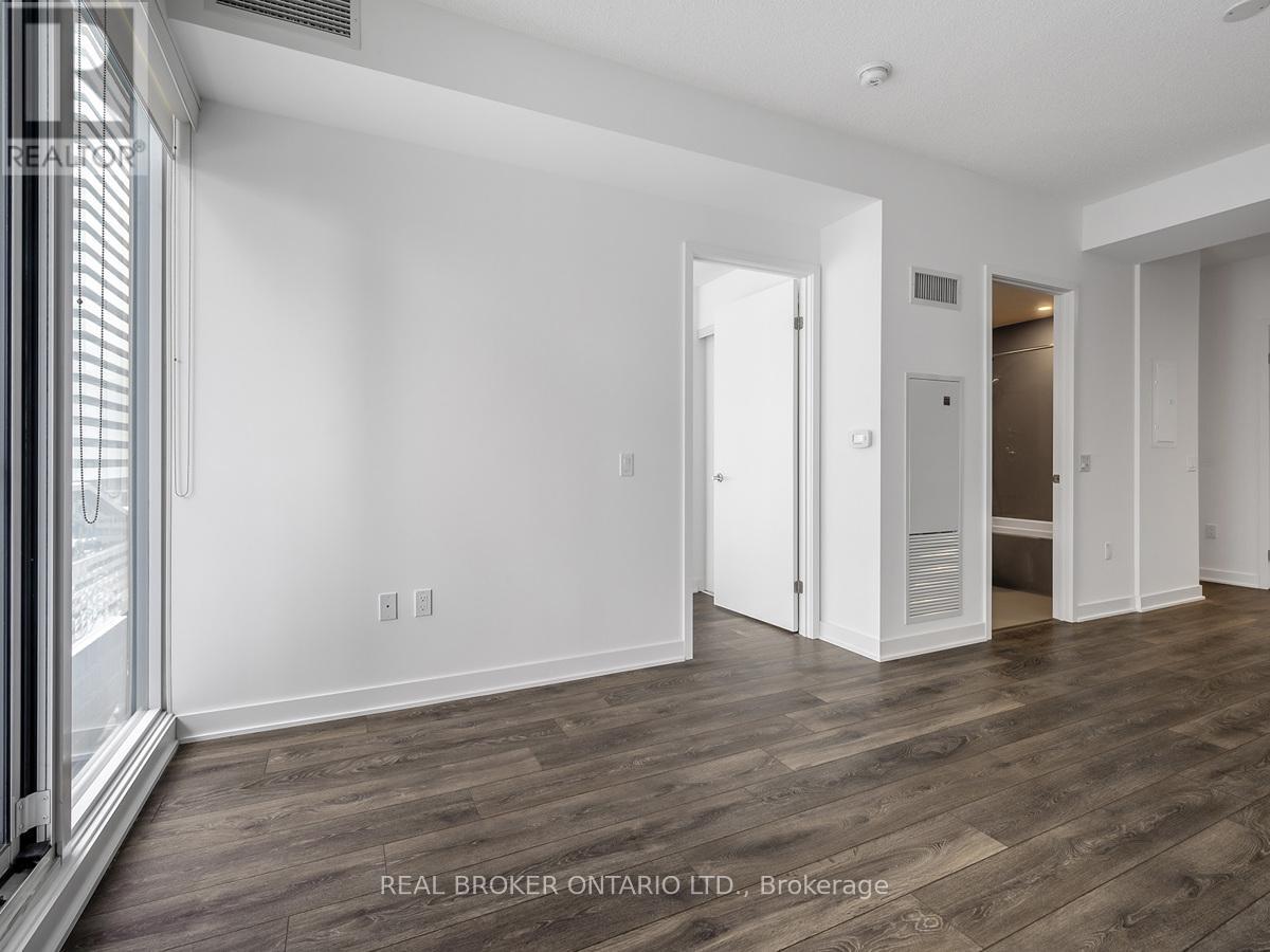 1207 - 125 Blue Jays Way, Toronto, Ontario  M5V 0N5 - Photo 10 - C12174076