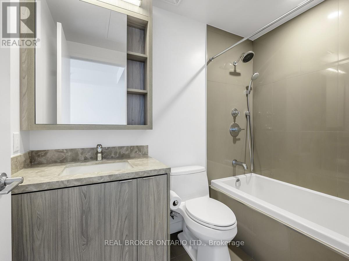 1207 - 125 Blue Jays Way, Toronto, Ontario  M5V 0N5 - Photo 22 - C12174076