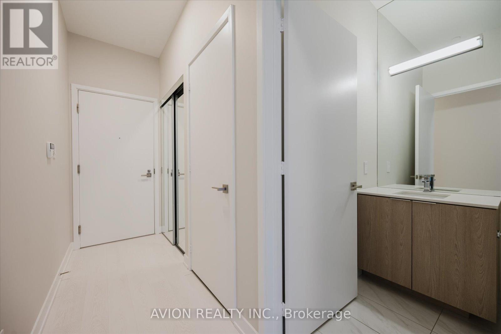402 - 50 Ordnance Street, Toronto, Ontario  M6K 1A2 - Photo 17 - C12174097