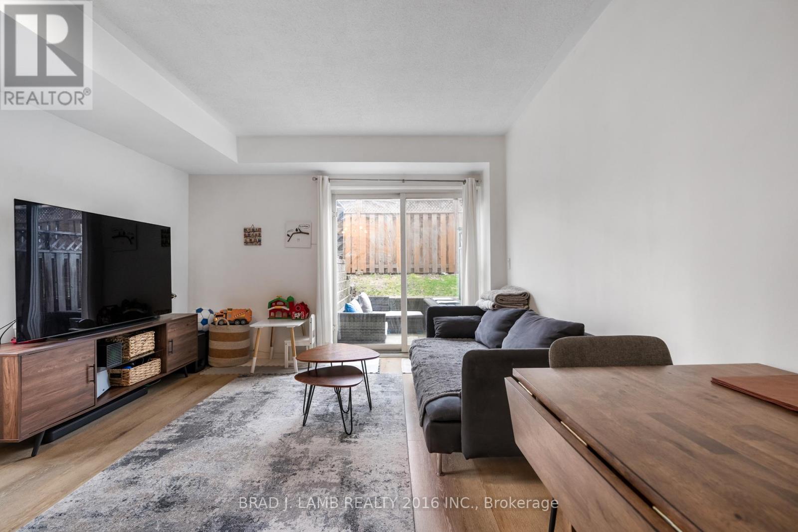 TH #114 - 262 ST. HELENS AVENUE, Toronto, Ontario