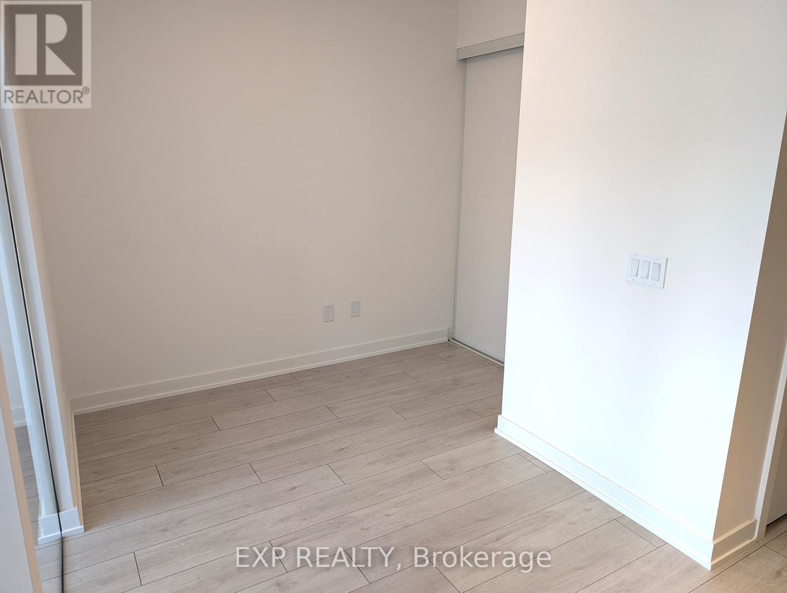 316 - 1200 Dundas Street W, Toronto, Ontario  M6J 1X4 - Photo 5 - C12174161