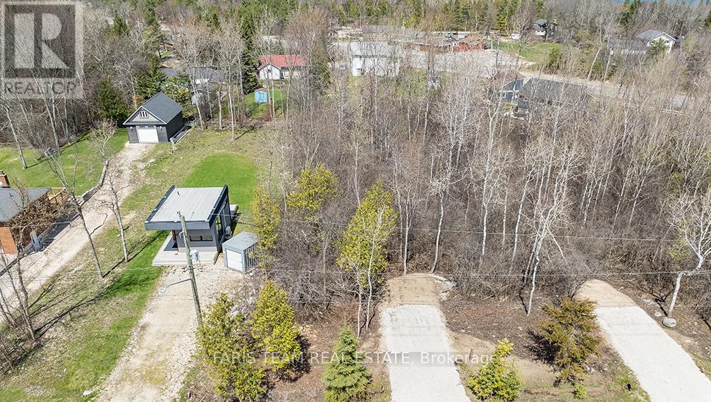 27 Braeside Street, Collingwood, Ontario  L9Y 0X2 - Photo 2 - S12112251