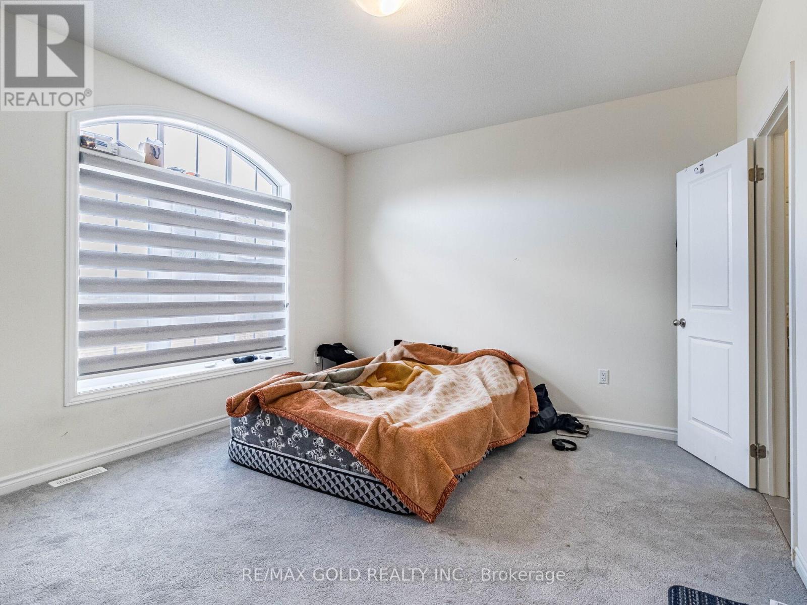 37 Peak Drive, Brampton, Ontario  L6X 5S5 - Photo 32 - W12045734
