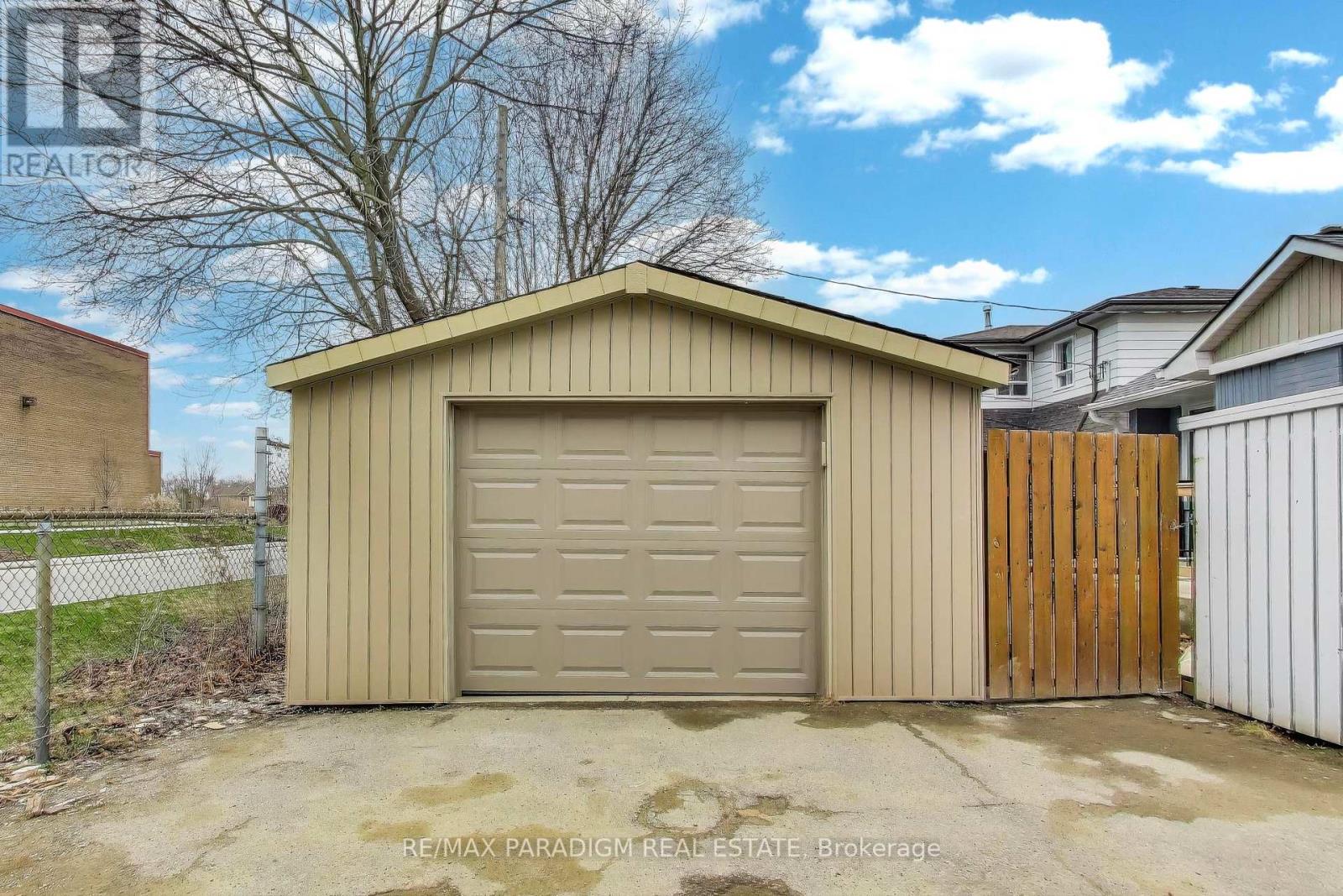 Upper - 36 Rideout Street, Ajax, Ontario  L1S 1P8 - Photo 13 - E12174112