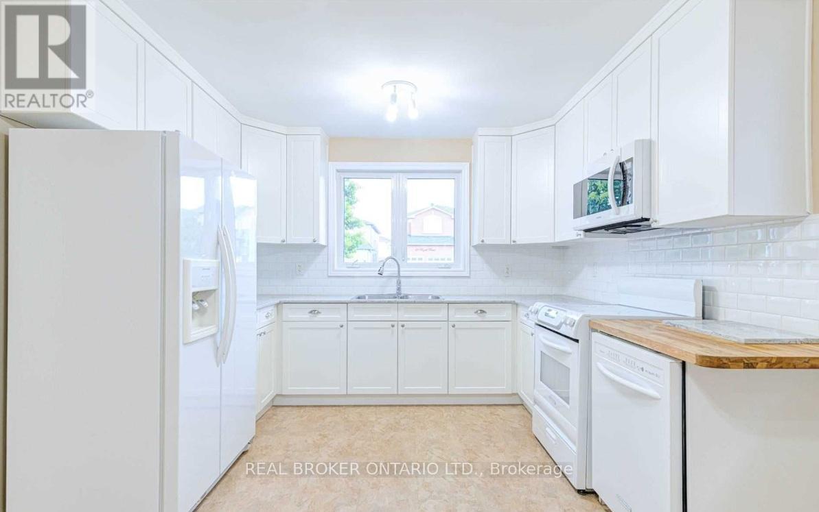 22 Rozell Road, Toronto (Centennial Scarborough), Ontario  M1C 2K9 - Photo 5 - E12174177
