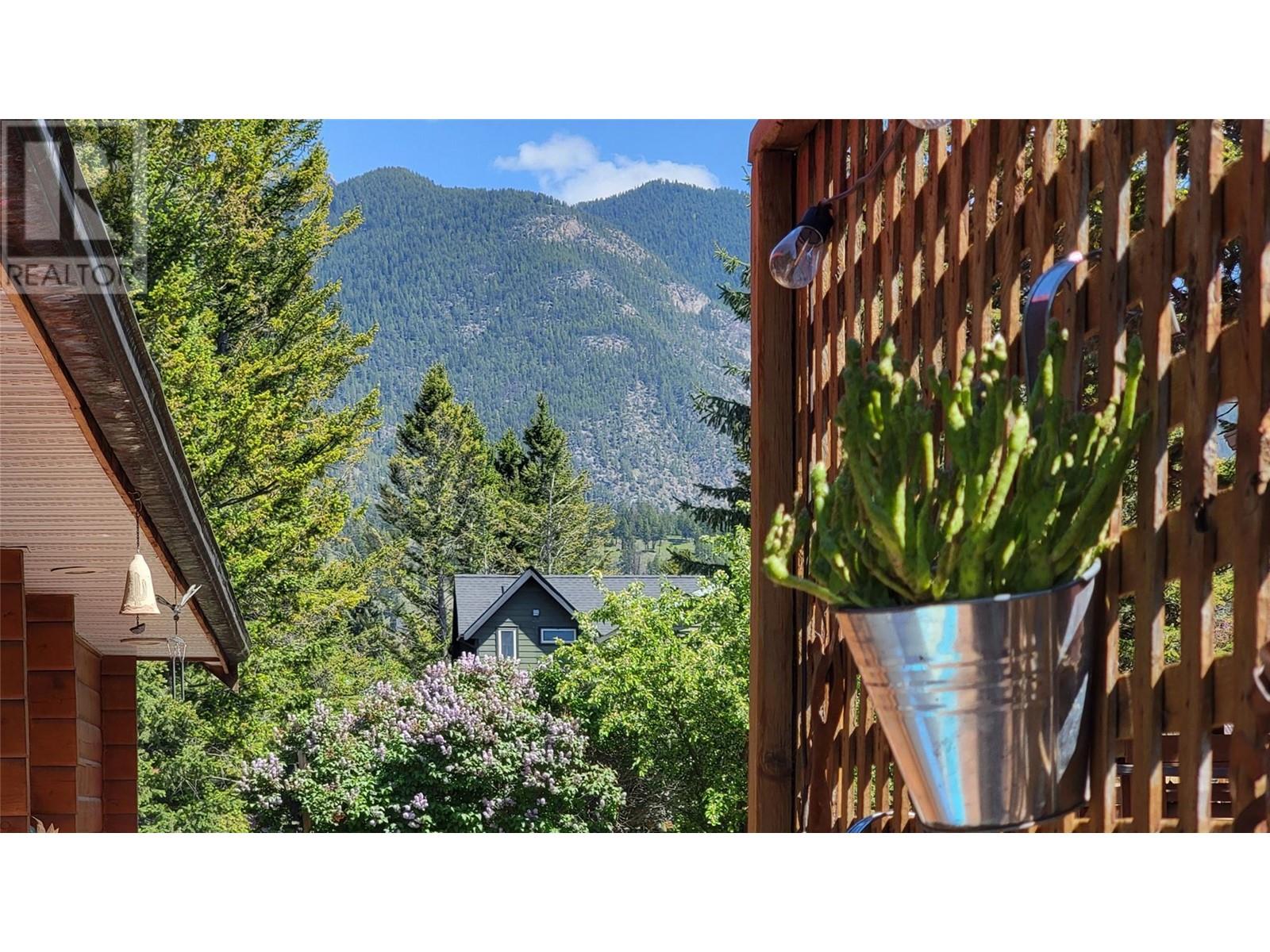 7488 Pine Cone Lane, Radium Hot Springs, British Columbia  V0A 1M0 - Photo 64 - 10344308