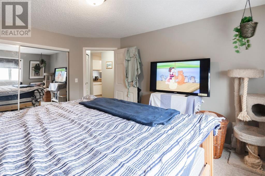 402, 21 Dover Point Se, Calgary, Alberta  T2B 3K4 - Photo 18 - A2203823