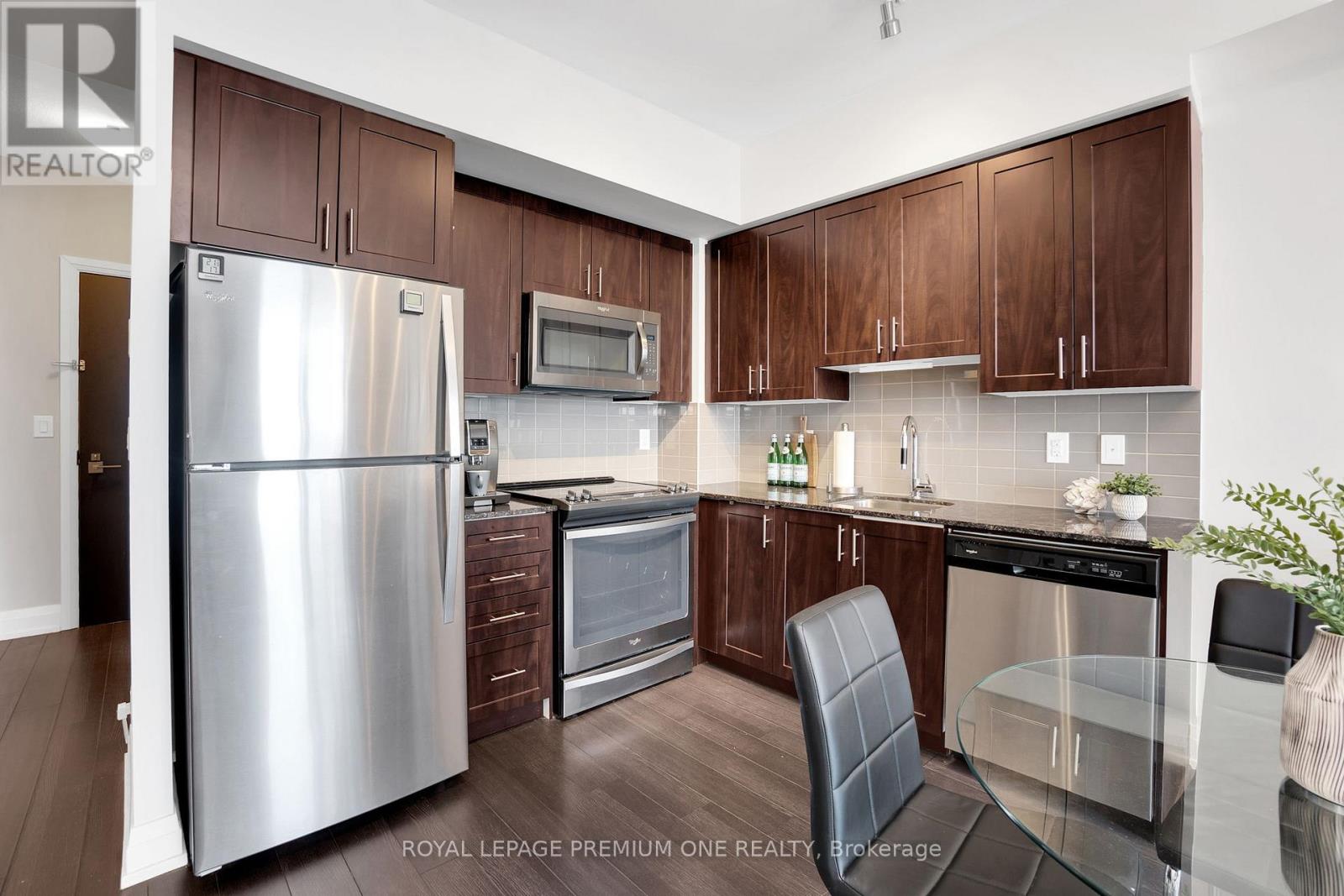 1803 - 3600 Highway 7 Road, Vaughan, Ontario  L4L 0G7 - Photo 1 - N12174065